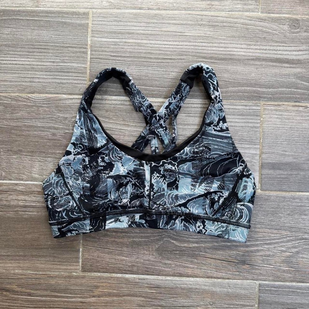 Lululemon stash n run sports bra size 8